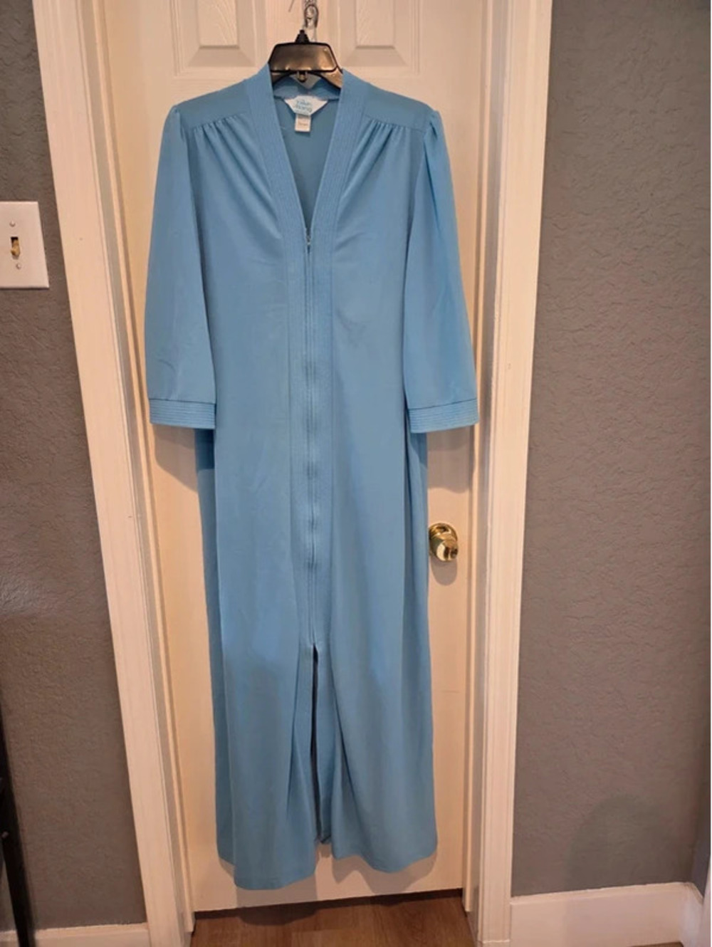 1970s Sears "Take-Along" full-zip maxi loungewear robe